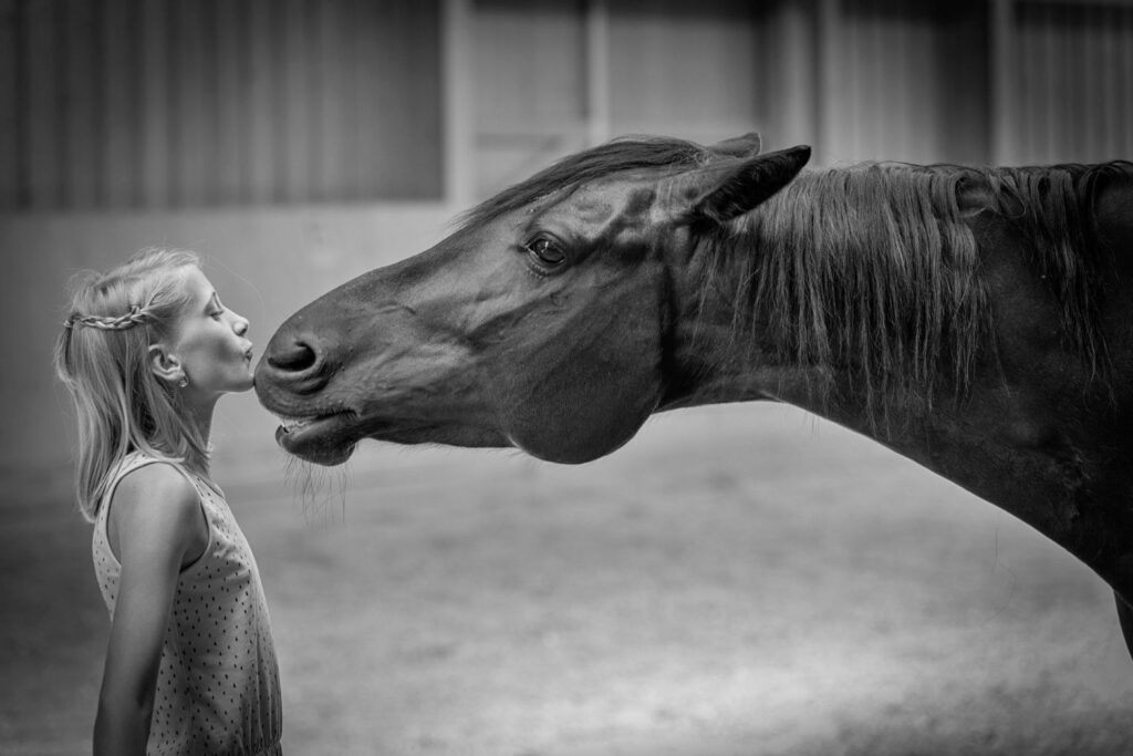 Frau und Pferd Franz Paul Podek Photography
